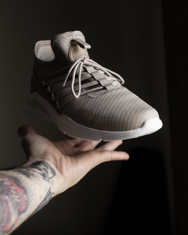 Des baskets de sécurité alliant confort et style moderne