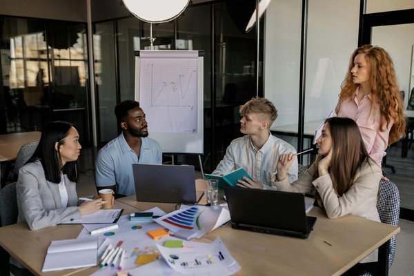 Anticipation des besoins consommateurs : clé du succès marketing